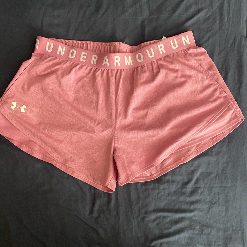 Women's UA Play Up 3.0 Twist Shorts